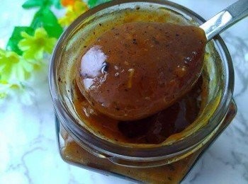 step8: 而且台塑餐飲黑胡椒醬雖然口味較重，但不會掩蓋蝦仁的甜，
微微的辣感還有促進食欲的效果喔！^^