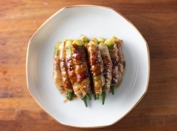 step6: 最後盛盤，再依照喜好撒上七味辣粉就完成了