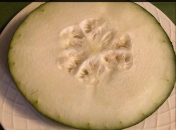 step2: 冬瓜，洗淨。