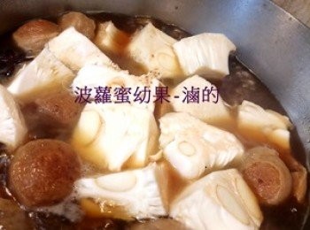 step7: 加入波蘿蜜幼果、麵輪及滷料