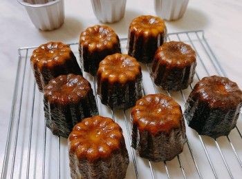 step7: 預熱焗爐至230度，先以230度焗15分鐘，再以200度焗35分鐘