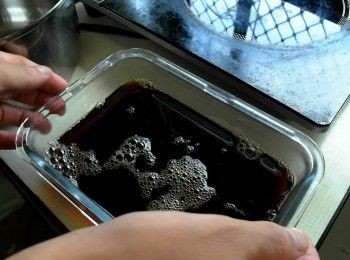 step1: <span class="group_2">醬汁材料</span>全部混合均勻，煮滾後放室溫冷卻