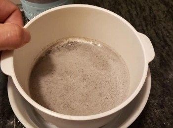 step3: 過篩成幼滑芝麻漿。想濃郁點可加少少芝麻渣。