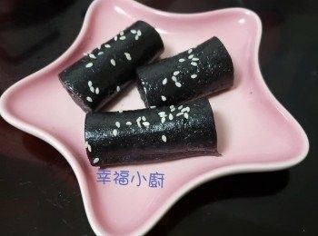 step7: 表面撒少少白芝麻裝飾完成。