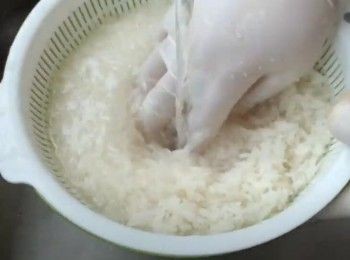 step2: 將米洗乾淨
