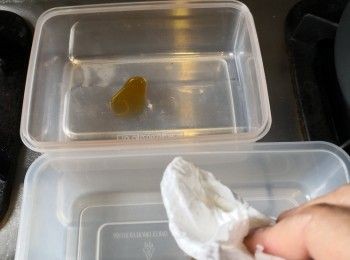 step5: 大火隔水蒸30-45分鐘左右取出放涼便可切件享用，或雪過夜切出來煎香食用