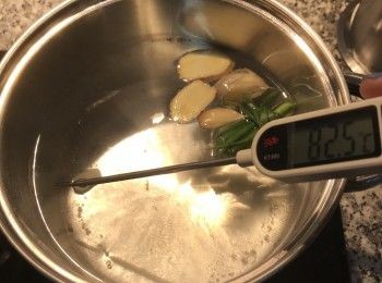 step9: 關火嚷水溫降到85度左右；