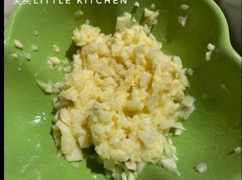 step3: 焗爐預熱180度，放入大蝦烤12分鐘。