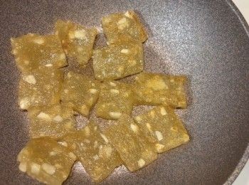 step11: 蒸好後，取出放涼，便可以切件煎香。