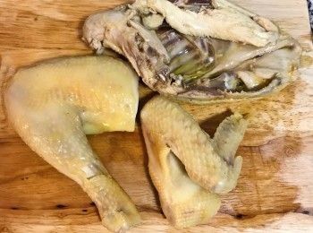 step15: 卸下雞腿和雞翅；