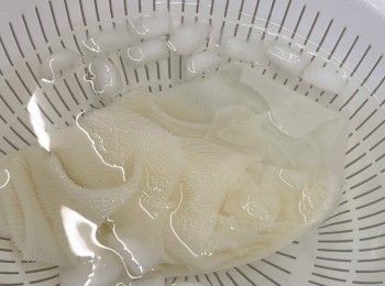 step3: 飛水後，過冷河，並泡於冰水10分鐘