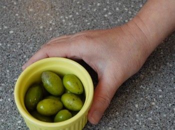 step2: 青欖十粒拍鬆