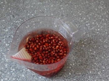 step1: 紅豆先浸泡12小時