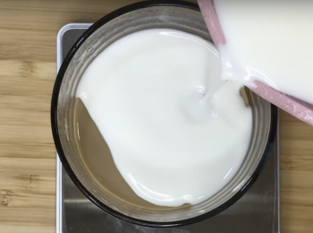 step6: 放涼，倒在拿鐵層上，一杯50克，藏2小時