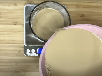 step4: 放涼，倒在咖啡層上，一杯50克，藏2小時