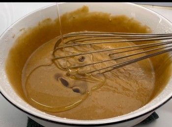 step8: 加入菜油，再拌勻