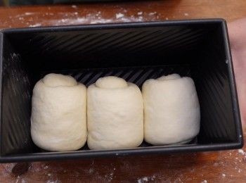 step8: 捲好進行第二次發酵