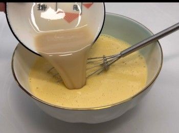 step4: 加入酵母水拌勻