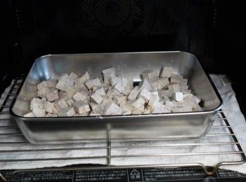 step2: 入爐蒸 15分鐘/ 用鑊隔水蒸10分鐘