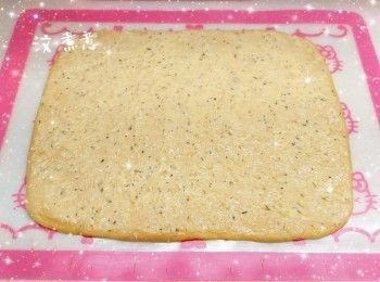 step5: 然後薄薄的塗上一層牛油蒜蓉