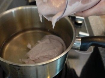 step7: 芋泥倒回糖水內 開小火並攪拌均勻