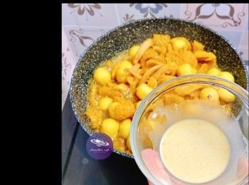 step5: 轉大火，加生粉水埋芡，滾起熄火，完成