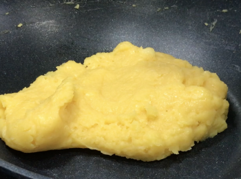 step5: 翻炒至抱團，即可關火