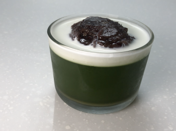 step5: 第一種吃法：加紅豆泥、蜂蜜和牛奶，做成紅豆牛奶抹茶凍