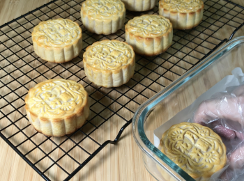 step8: 從焗爐取出後，放涼，再放保鮮盒