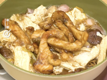 step12: 下魚腩煮2分鐘
Add fish belly and cook for 2 minutes