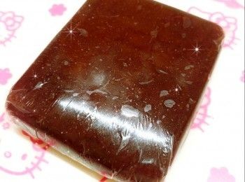 step3: 再將粉團分成一份份（30 g），搓圓，放進雪櫃冷藏1晚