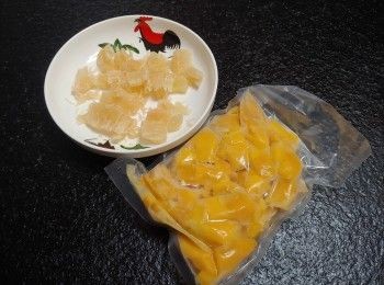 step1: 柚子肉撕碎