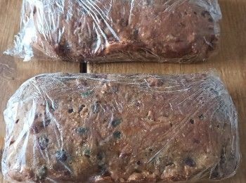 step6: 徹底待涼後用保鮮紙包好，放入雪櫃(雪格）內最少3個小時