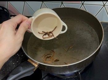 step6: 冬瓜皮、冬瓜粒，滾淋。