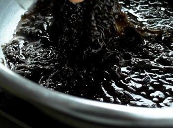 step1: 青蔥切蔥花、胡蘿蔔切絲、紫菜放水中泡開。