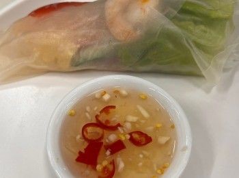 step4: 把醬汁用冰粒格盛好，放在冷凍庫冷凍成冰粒狀，吃前解凍即可使用。