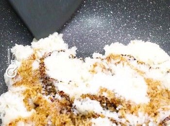 step11: 下<span class="group_2">調味料</span>炒勻
Stir well with seasonings.