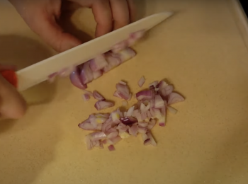 step2: 紅蔥頭和蔥頭切粒