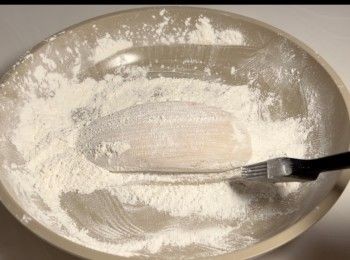 step10: 最後沾上熟糯米粉即成。