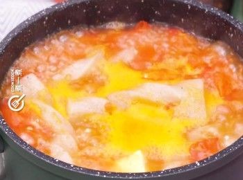 step9: 加水煮滾
Add water and bring to a boil.