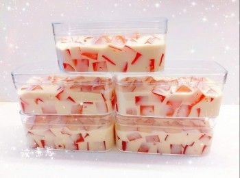 step7: 倒入盒子中，放進雪櫃冷藏至凝固，即可