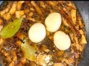 step6: 冰鎮過的五花腩會比較容易切。