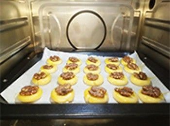 step15: 預熱焗爐180℃焗10分鐘