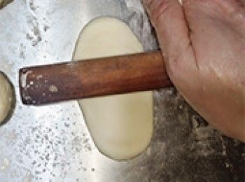 step21: 用麵搟壓薄
