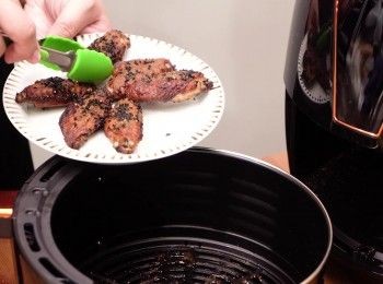 step5: 再以180 度炸7分鐘
Air fry at 180°C for 7 minutes more.