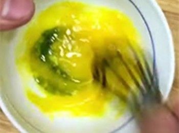 step13: 蛋黃打勻