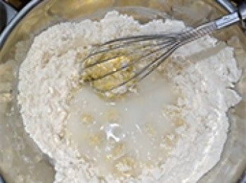 step7: 加入清水拌至沒粉粒