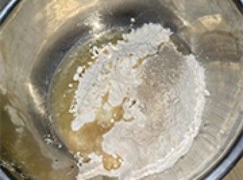 step4: 所有<span class="group_2">粉漿A</span>倒入大盆