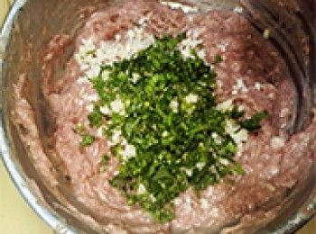 step9: 加入<span class="group_4">配料</span>拌勻