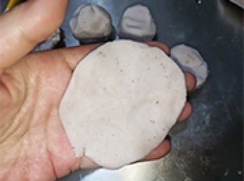 step25: [組合]用掌心輕輕按下成長圓形